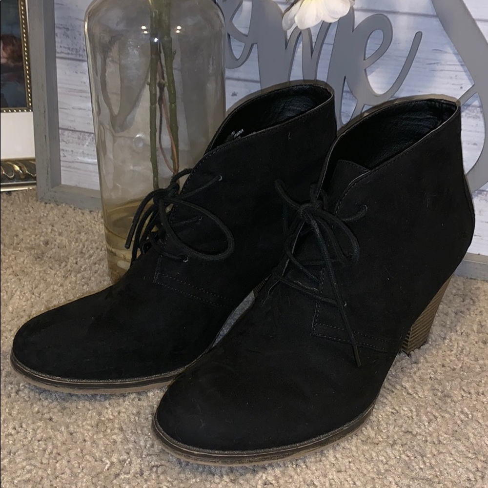 Mia Cone Heel Bootie Shawna Boots in black